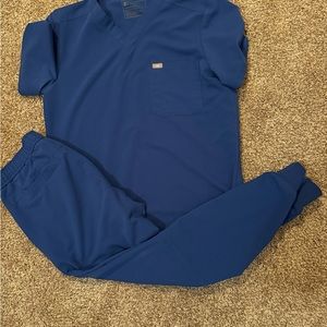 Men’s Figs Scrubs Set